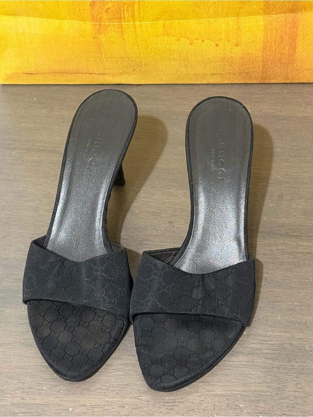 Gucci Black Canvass Heels size 36